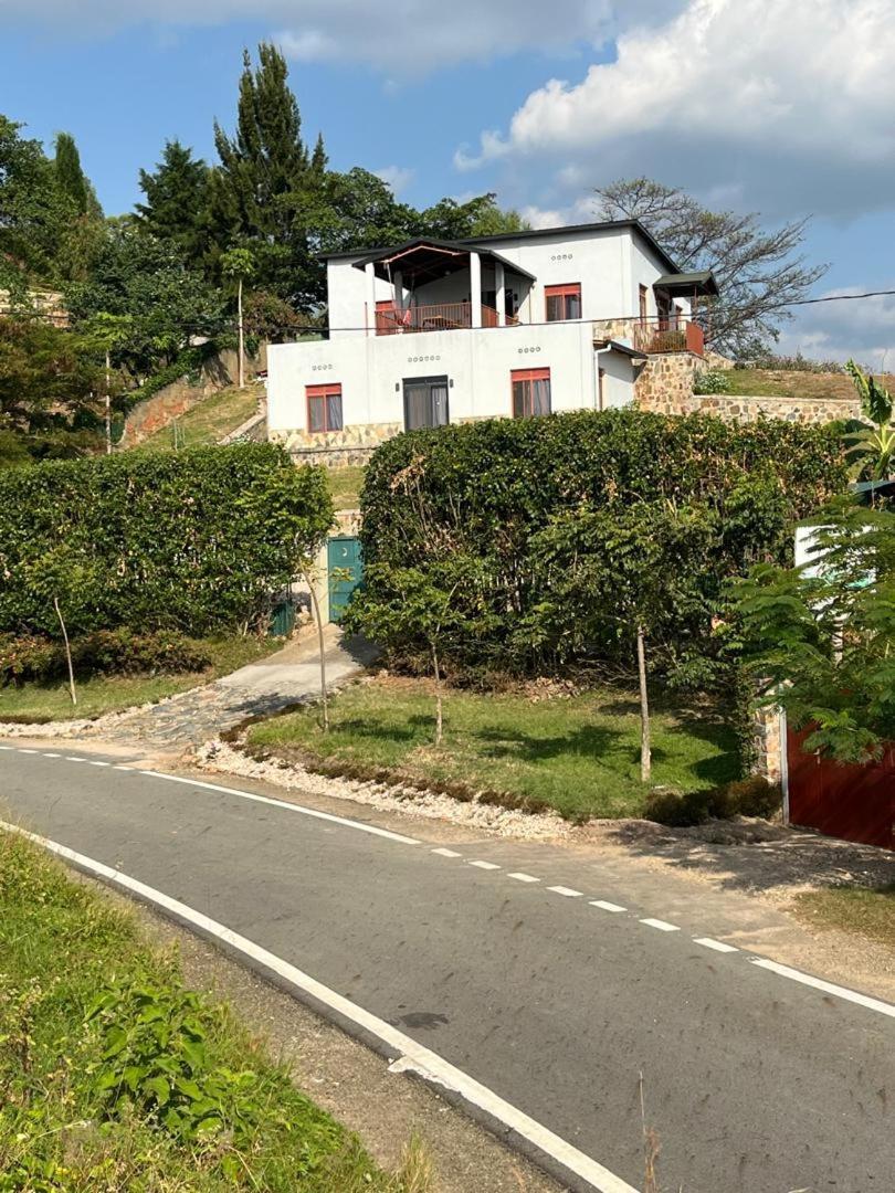 Amazi Land Home And Farm Stay Kibuye Exterior photo