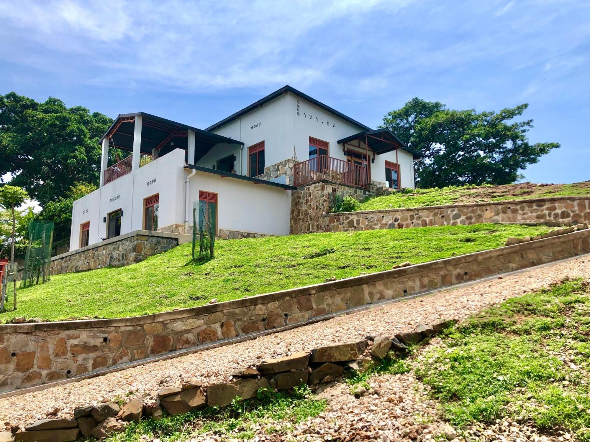 Amazi Land Home And Farm Stay Kibuye Exterior photo
